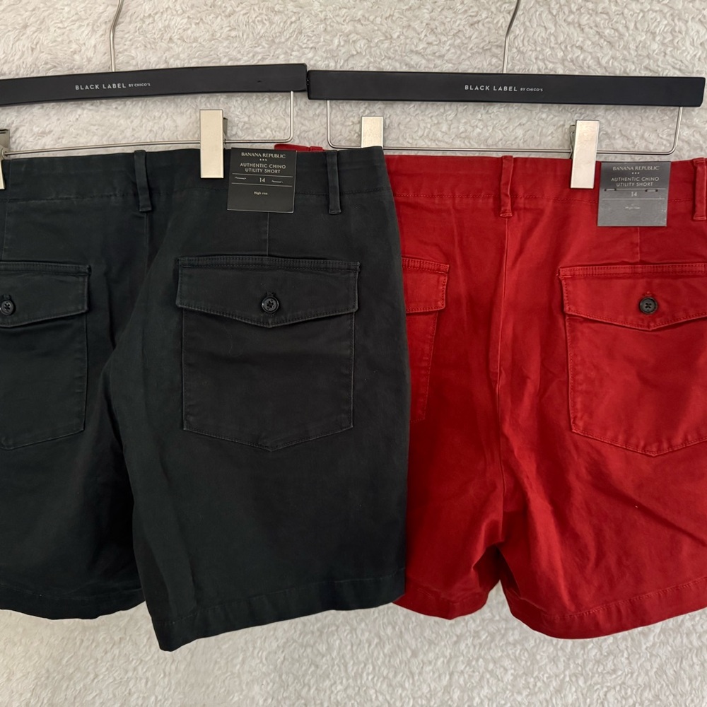 NWT Two Banana Republic Black and Red Cargo Shorts - Picture 2 of 6